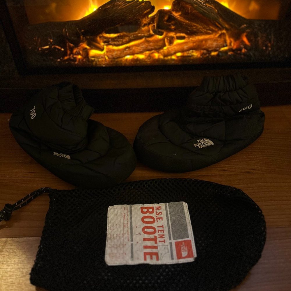 North Face 700 slippers